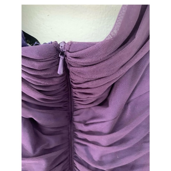 🪻Gorgeous Tadashi Shoji Formal Gown | Size 10🪻 - Picture 5 of 11